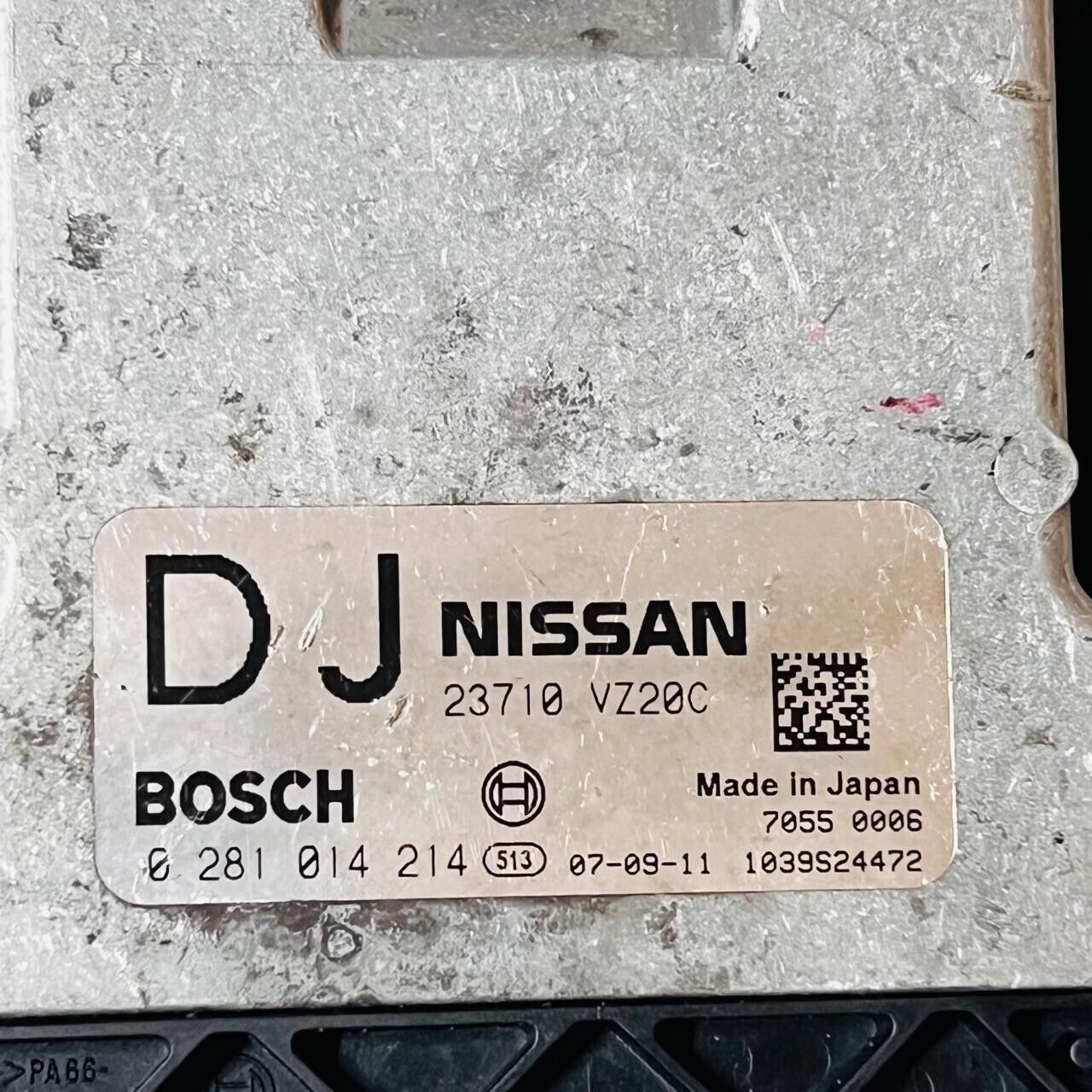 BOSCH ECU NISSAN ENGINE CONTROL UNIT 0281014214 1039S24472