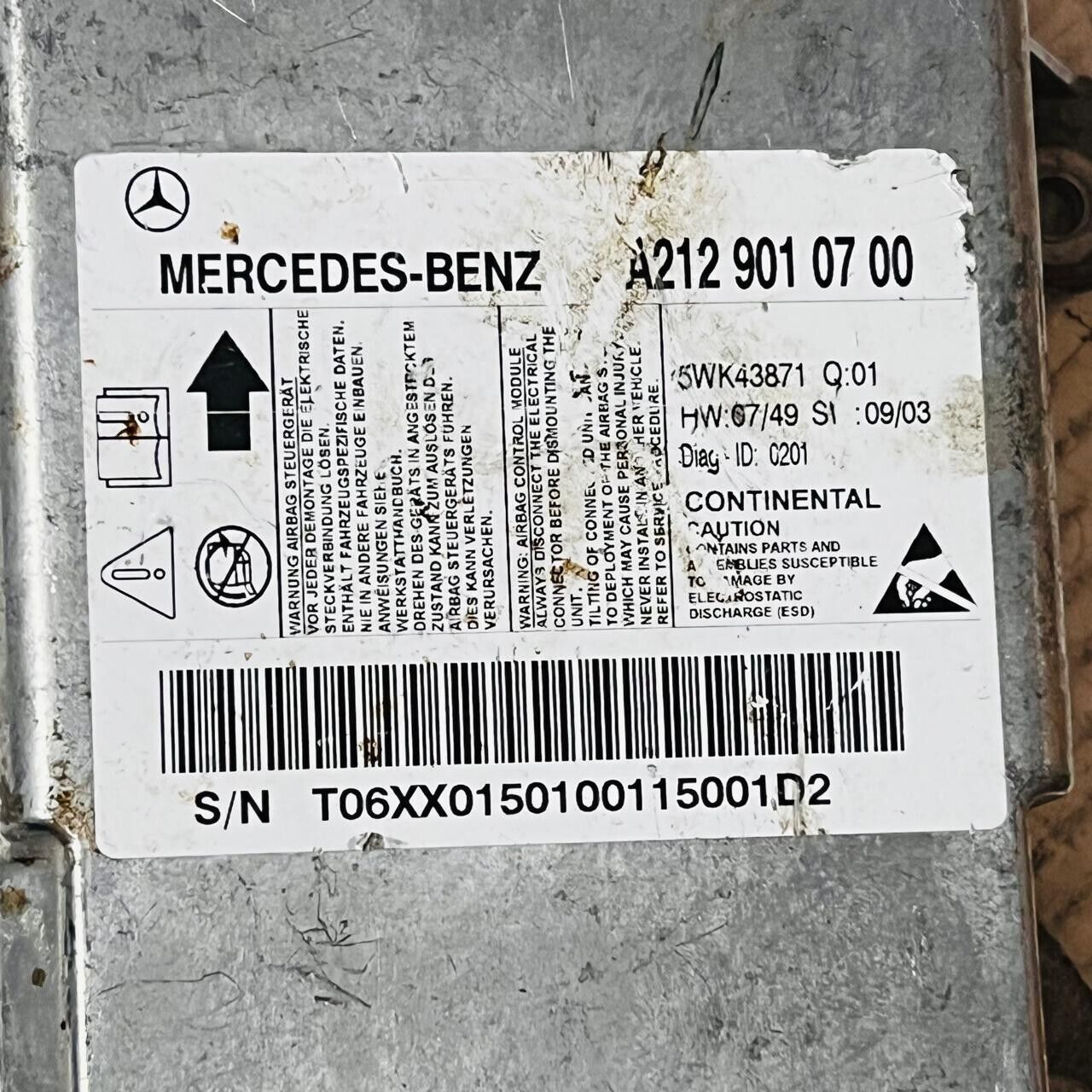 Mercedes Benz E-Class W212 Airbug Control Module - A2129010700 / 5WK43871