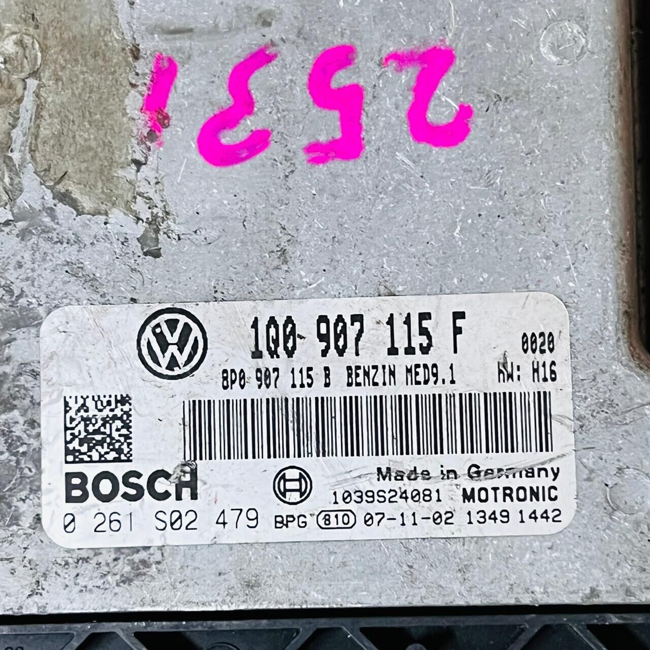 2007 Volkswagen Engine Control Unit ECU - 1Q0907115F / 0261S02479