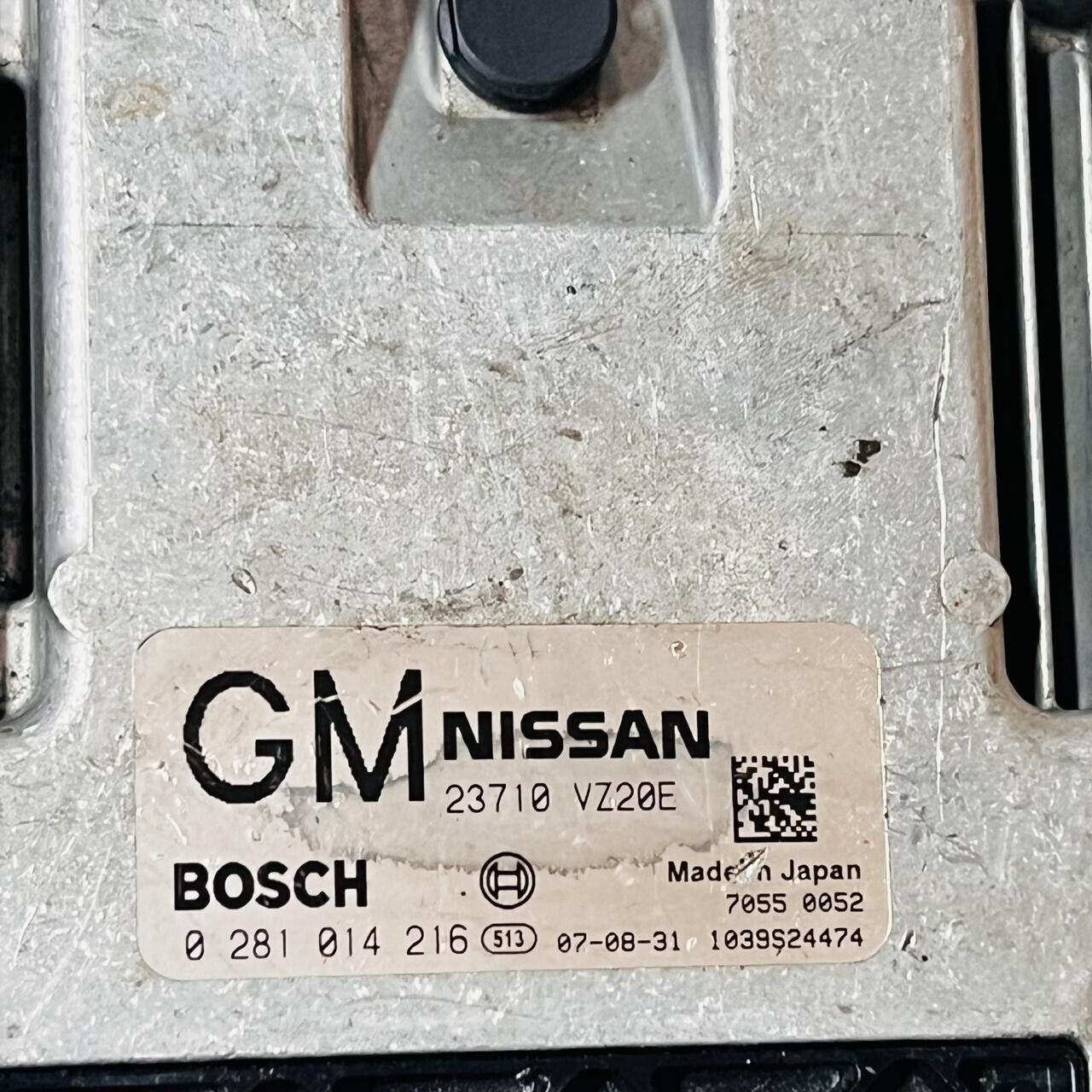 BOSCH ECU NISSAN ENGINE CONTROL UNIT 0281014216 1039S4474