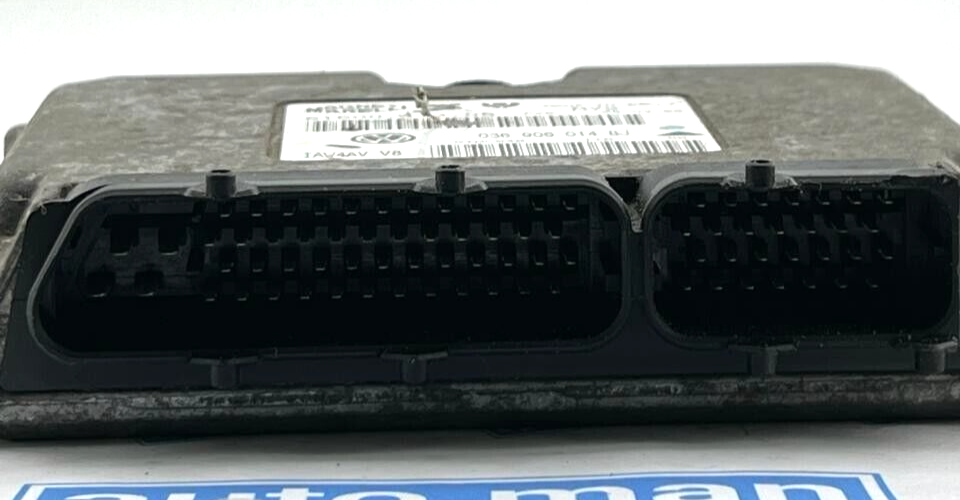 Module unité de commande moteur essence Volkswagen Polo 2003 1.4 16V ECU 0369...