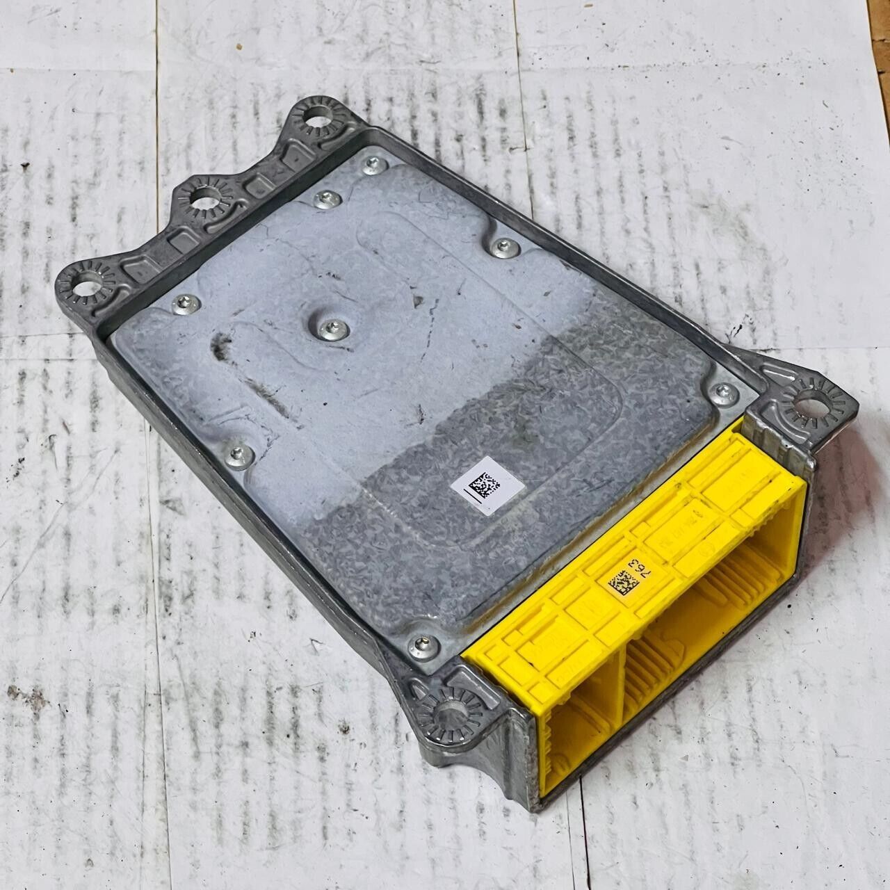 Mercedes-Benz S-Class W221 Airbug Control Module - A2168206426 / 0285010011