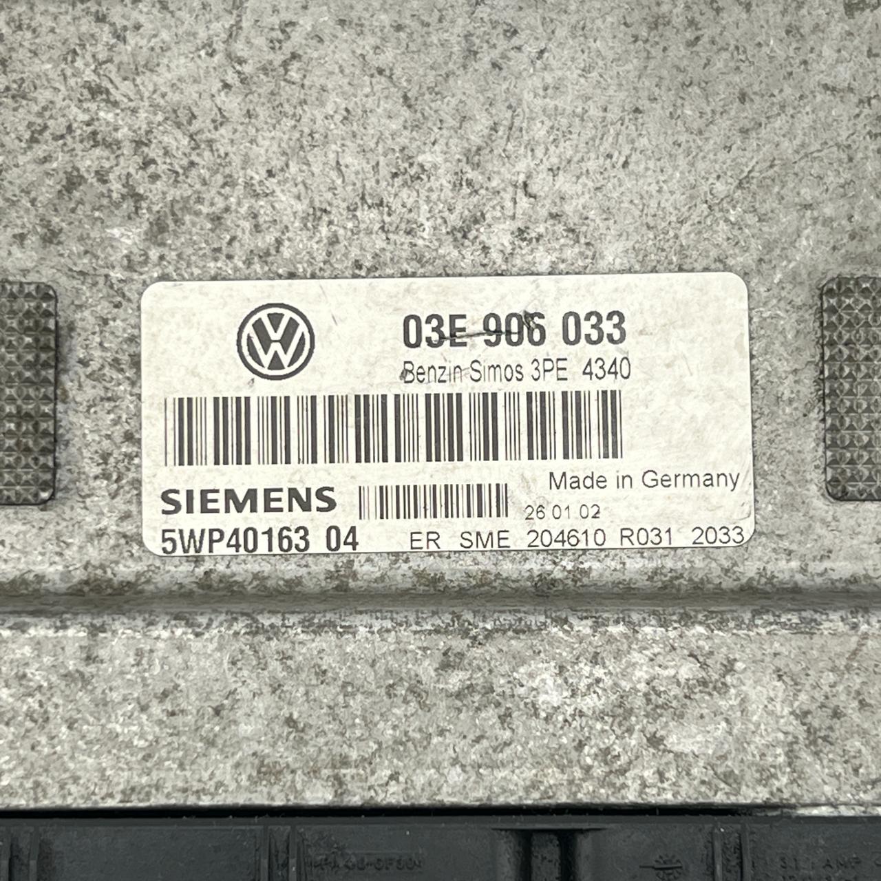 VW POLO 9N Engine Control Unit ECU 03E906033 2002 18046806