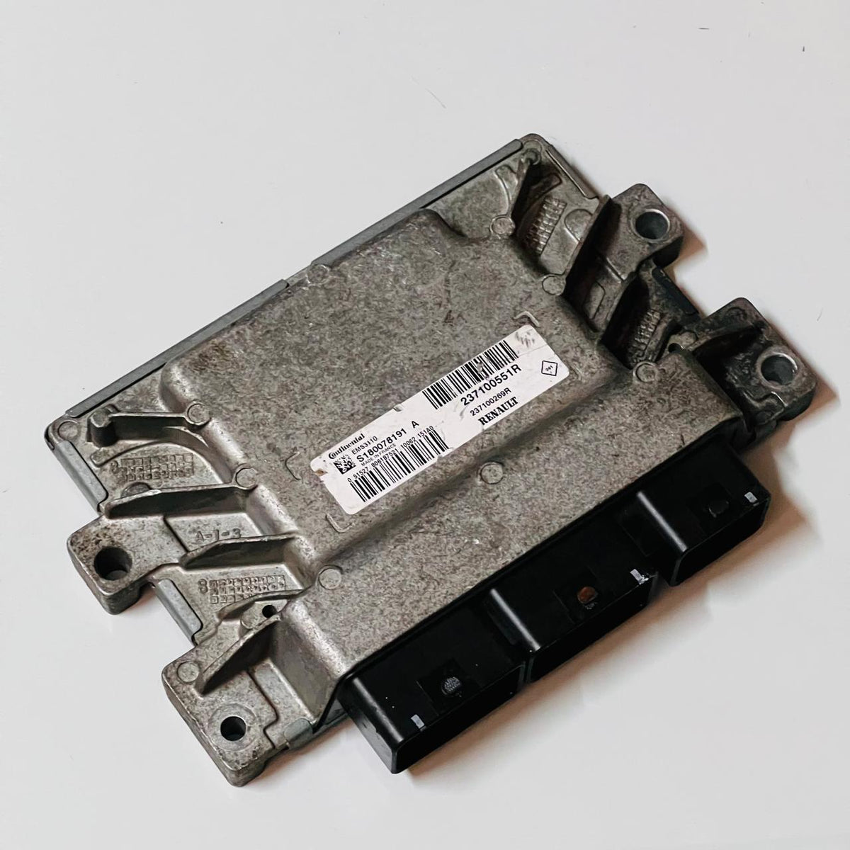 S180078191A  Renault Engine Control Unit ECU - 237100551R