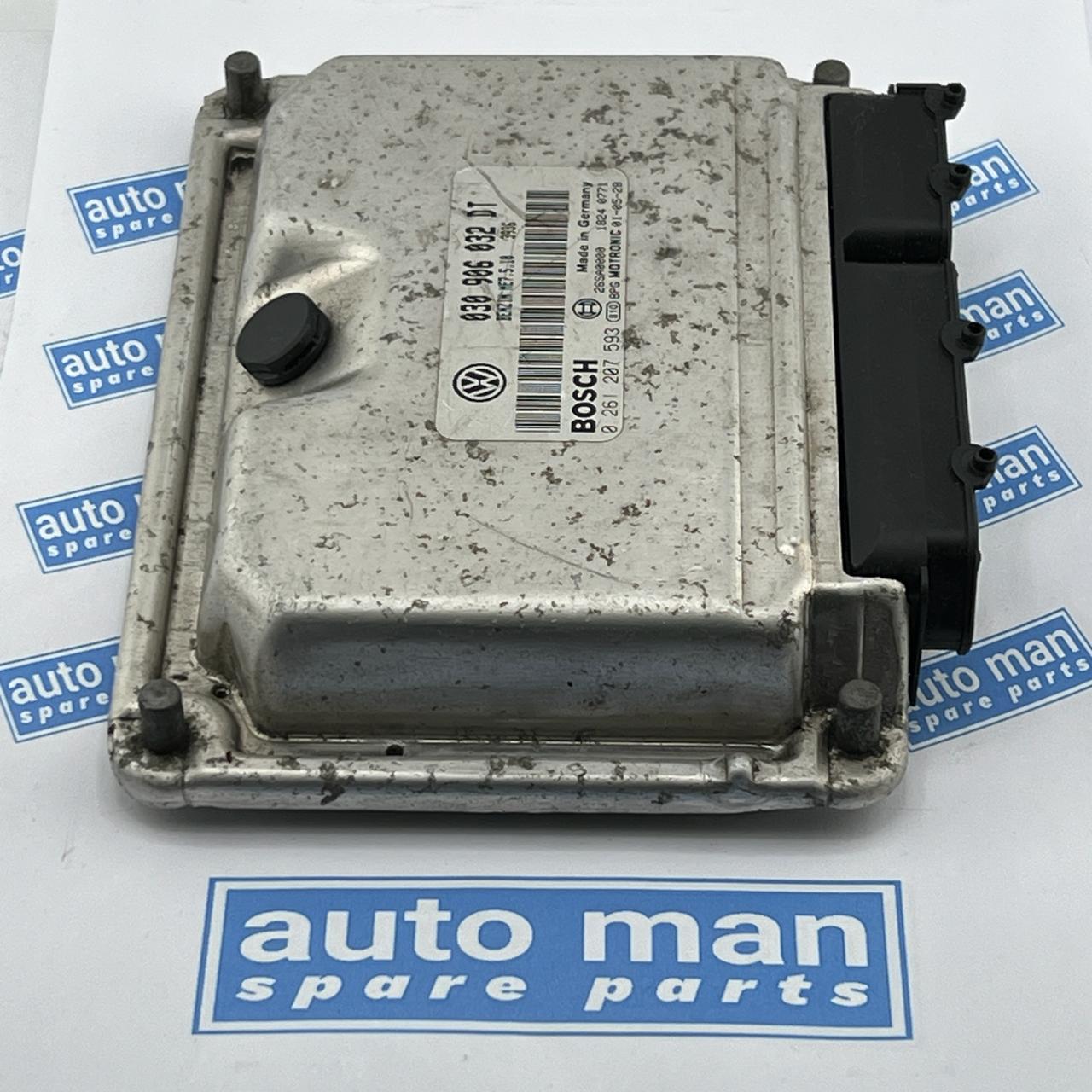 VW Polo 0261207593 030906032DT Engine Control Unit