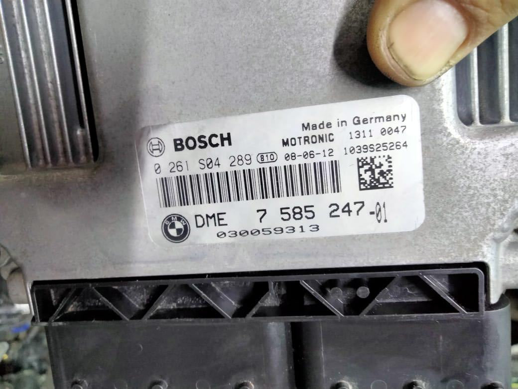 Bosch 0 261 S04 289, 0261S04289, DME7585247 DME 7 585 247, Engine ECU FOR BMW