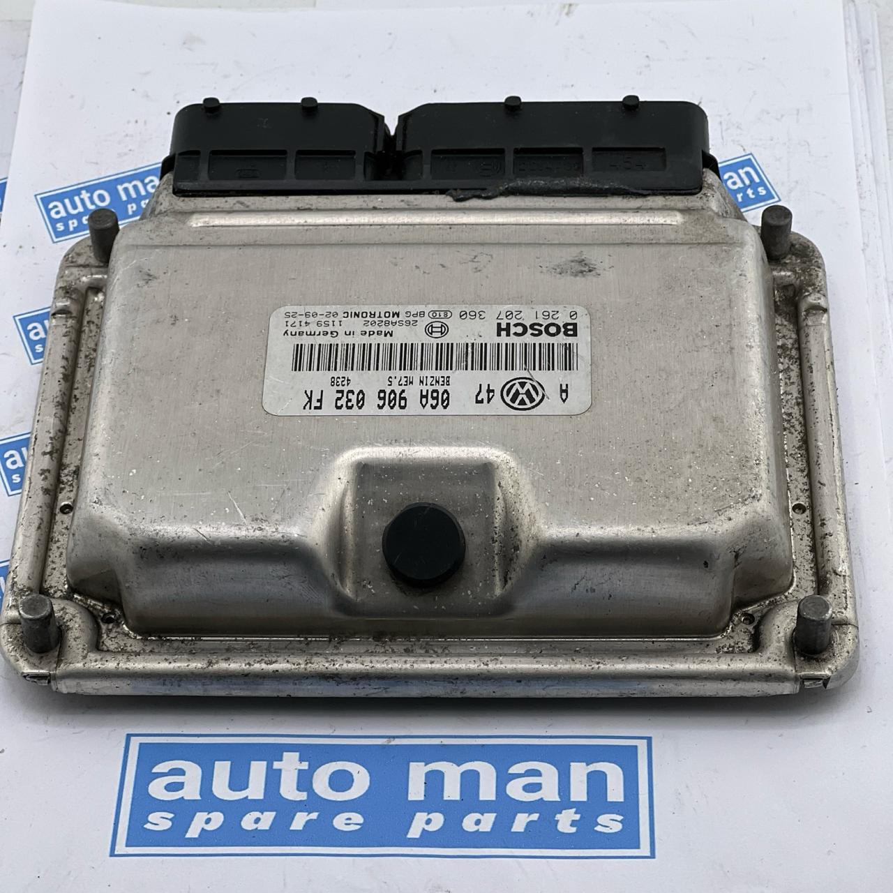 ECU Engine Control Unit VW Golf4 2.0 06A906032FK 0261207360 ME7.5