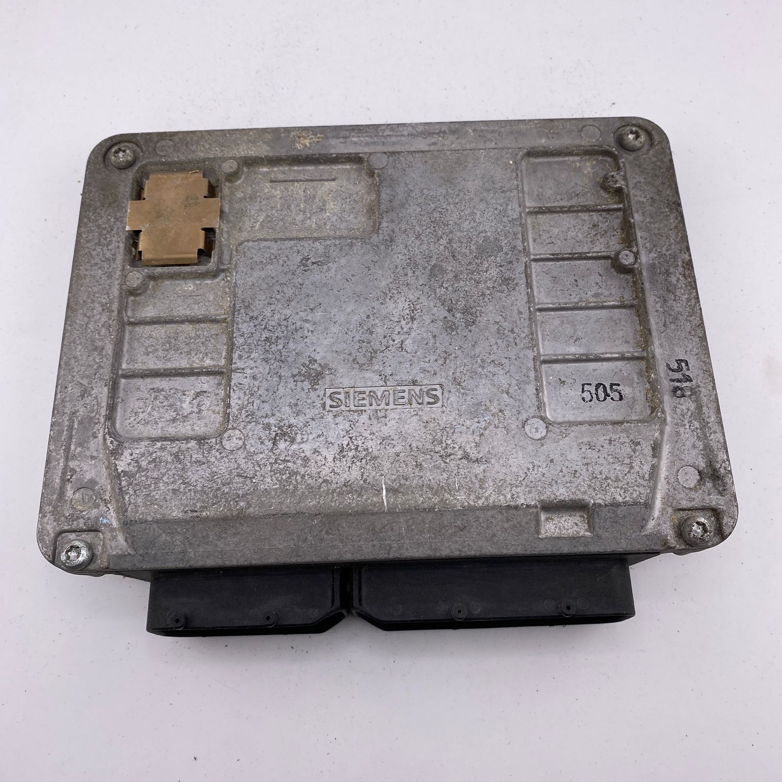 VW POLO   engine control unit ECU 03E906033L 2003 5WP40194 07