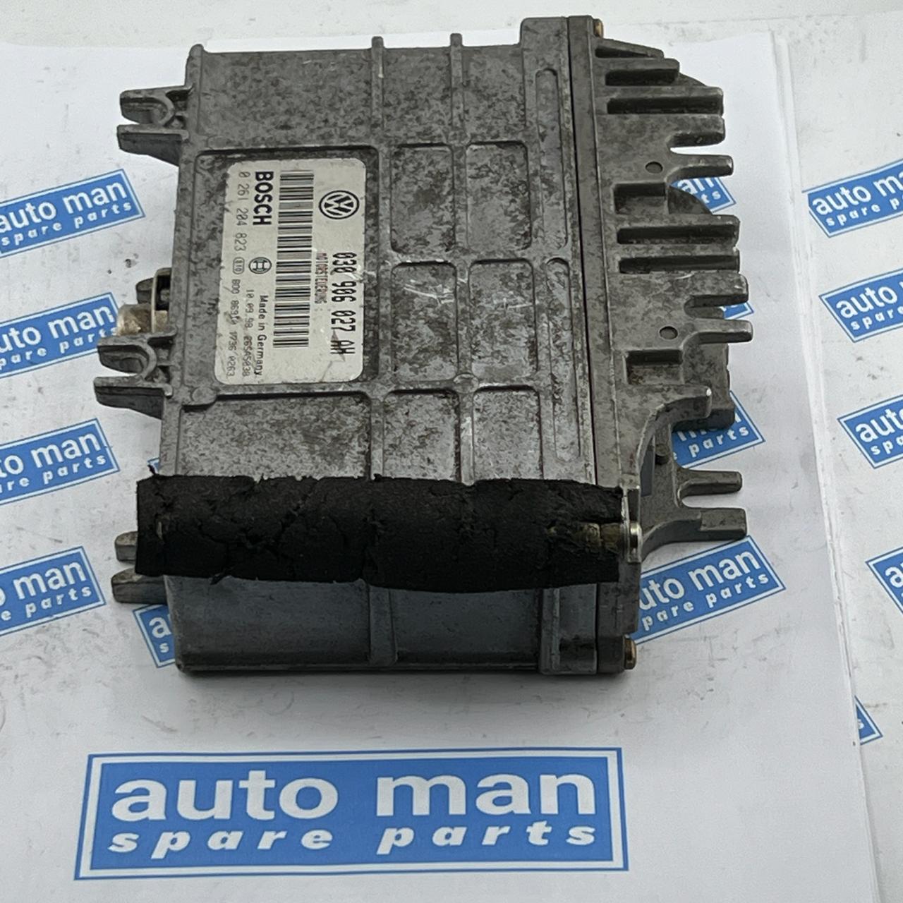 SE705 SEAT Engine Control Unit ECU 030906027AH 0261204823