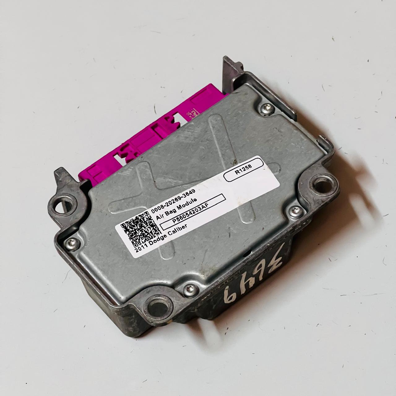 Airbag control unit Dodge Caliber 2011 (pm) SXT