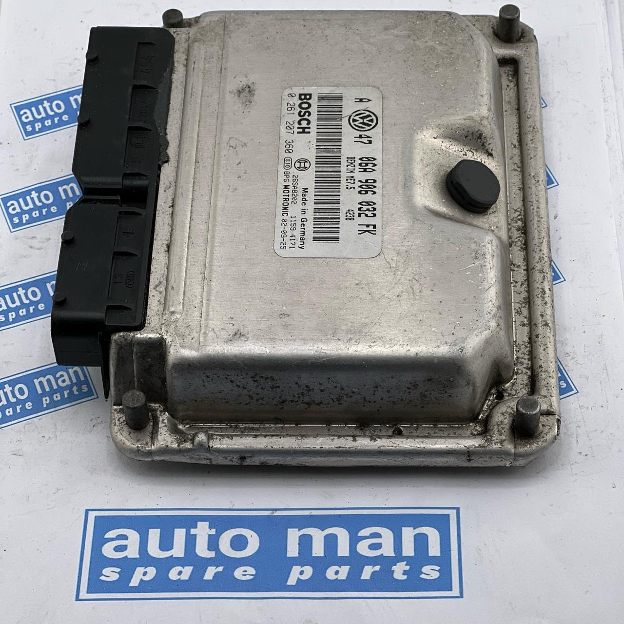 ECU Engine Control Unit VW Golf4 2.0 06A906032FK 0261207360 ME7.5