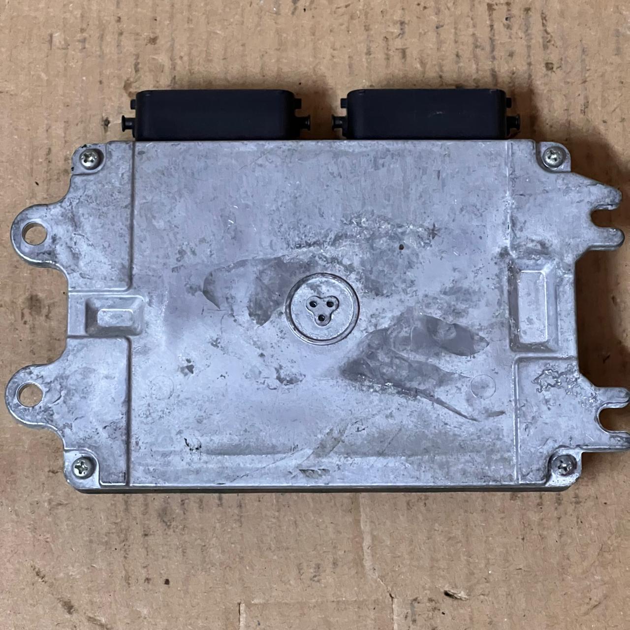 Engine Control Unit ECU SUZUKI Wagon R  3391082K6 E6T90771H 33910 82K6