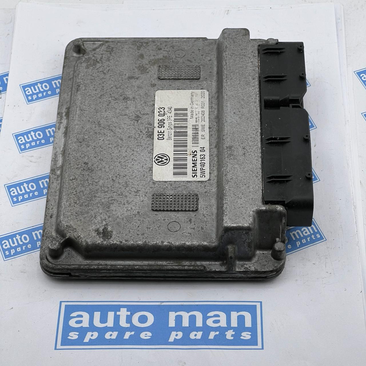 VW Engine control unit ECU 03E906033 5WP4016304 03E 906 033