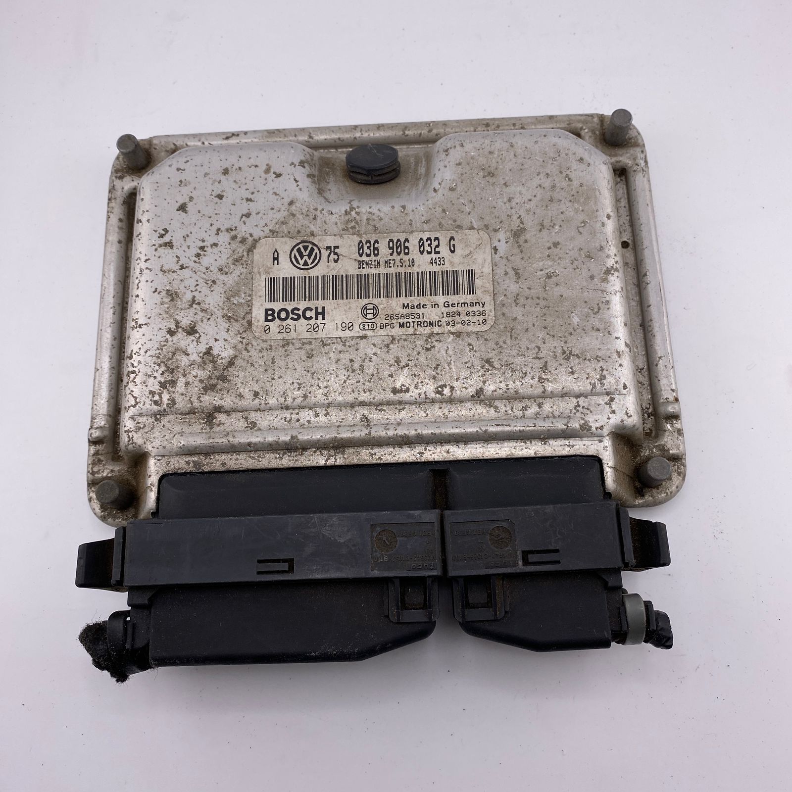 B112 VW Engine Control Unit Module 036906032G / 0261207190